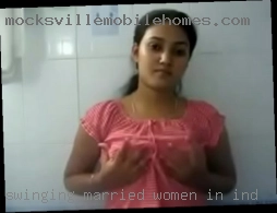 swinging married women in ind